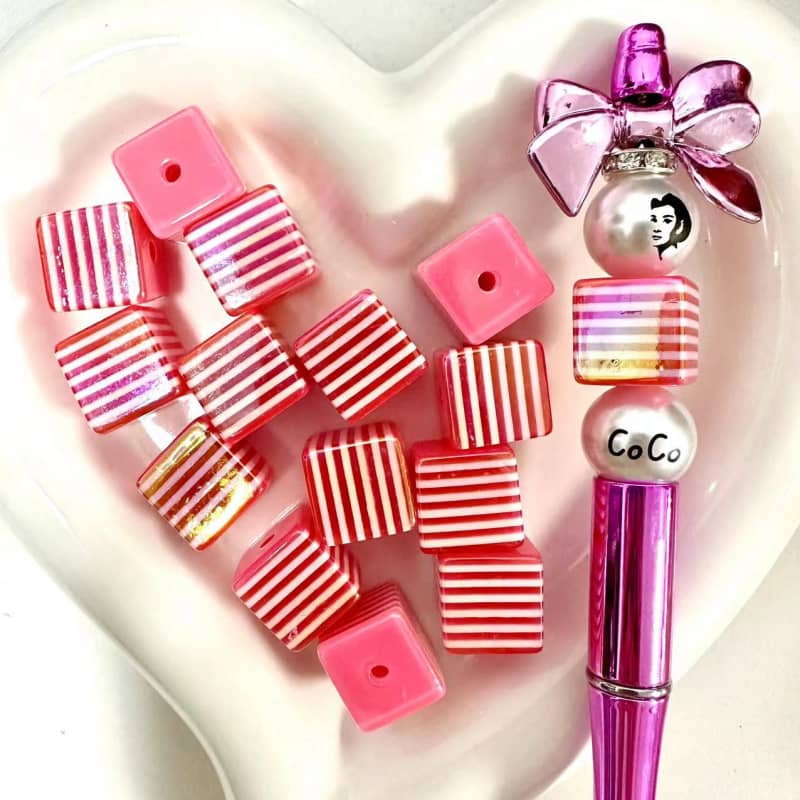 Clearance Sale 2 Colors/Square Black and Pink Candy Beads