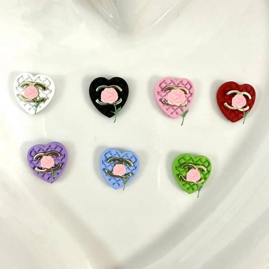 12*12MM Heart CCブランドネイルパーツ