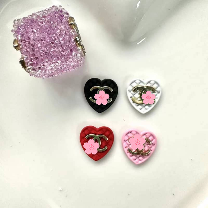 Heart-shaped paint CC nail parts 12MM / Slow shipping