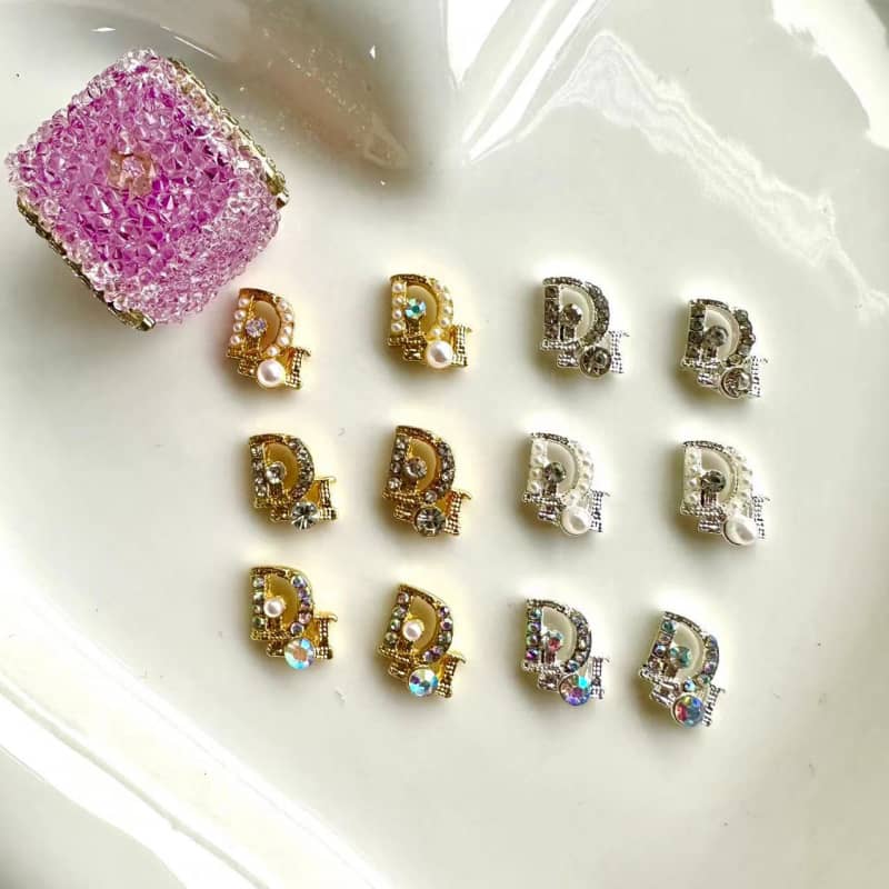 Diamond/Pearl DD Nail Parts 8*9MM/Slow Shipping